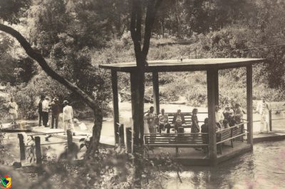 Turistas na fonte de Iraí - Ilha dos amores